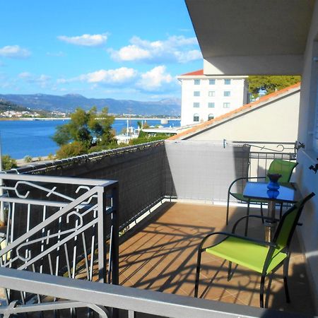 Apartments Bresan Trogir Exterior foto
