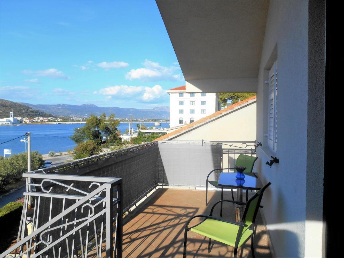 Apartments Bresan Trogir Exterior foto